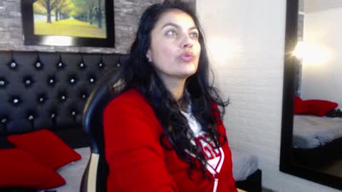 Snapshot of lust_mom chatting on 12-04-24, 03:21 Angela 3 online show from 12-04-24, 03:21