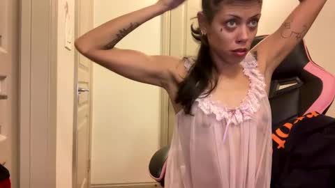 LOLA online show from 12-07-24, 07:49