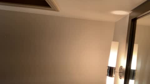 LOLA online show from 01-07-25, 12:03