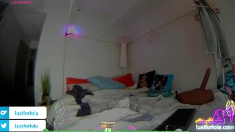 Snapshot of lustforlola chatting on 07-28-26, 01:01 LOLA online show from 07-28-26, 01:01