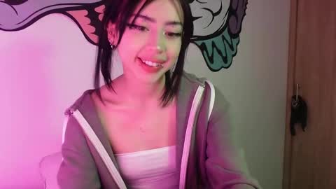 Snapshot of lustful_aprilx chatting on 12-19-24, 05:18 Valerie April online show from 12-19-24, 05:18