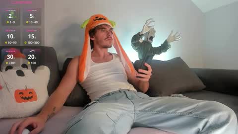 lustfullooking online show from 10-19-25, 11:11