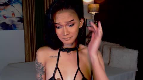 Snapshot of lustfulltrans chatting on 02-04-25, 05:34 AdriannaFowks online show from 02-04-25, 05:34