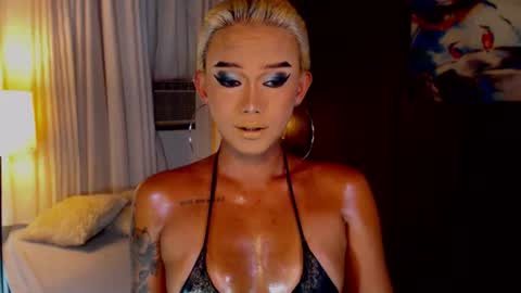 Snapshot of lustfulltrans chatting on 06-14-26, 03:19 AdriannaFowks online show from 06-14-26, 03:19
