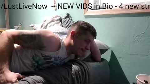  GUY ---  GIRL online show from 11-09-25, 11:03