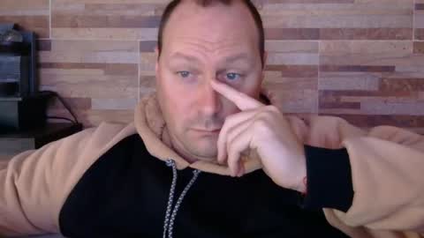 Snapshot of lustonfan chatting on 07-03-26, 12:33 lustonfan online show from 07-03-26, 12:33