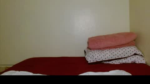 Snapshot of lustrouschoco chatting on 03-29-26, 03:01 lustrous-choco online show from 03-29-26, 03:01