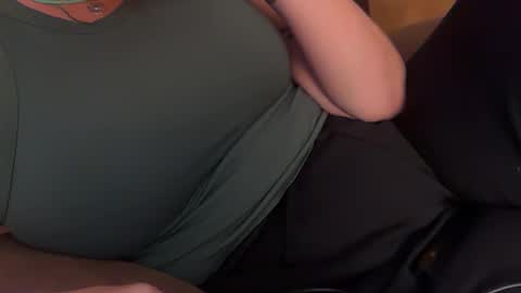 luuunaheartxxx online show from 10-04-25, 04:43