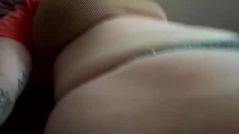 Snapshot of luuunaheartxxx chatting on 05-07-26, 02:17 luuunaheartxxx online show from 05-07-26, 02:17