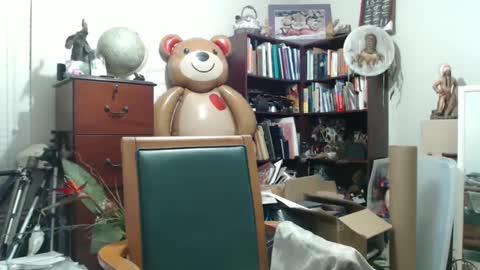 Snapshot of luv2bnakedallthetime chatting on 12-28-24, 11:37 Tony online show from 12-28-24, 11:37