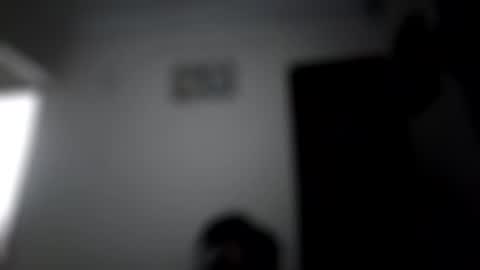 Snapshot of luv3981 chatting on 01-18-26, 06:23 Pervert online show from 01-18-26, 06:23