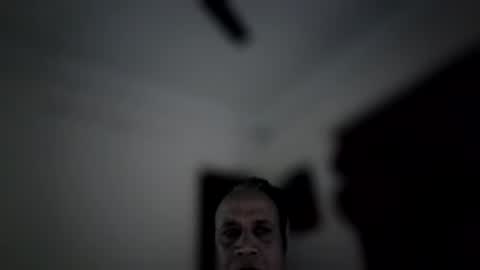 Snapshot of luv3981 chatting on 02-07-26, 07:39 Pervert online show from 02-07-26, 07:39