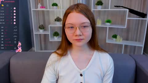 Tessa online show from 03-28-26, 01:05