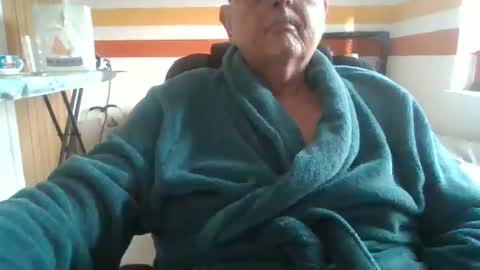 luvbigtits271 online show from 01-14-26, 12:00