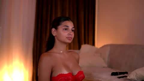 Snapshot of luvcaprice chatting on 07-06-26, 07:49 Caprice online show from 07-06-26, 07:49