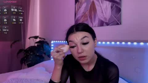 Veronica online show from 07-28-26, 11:28