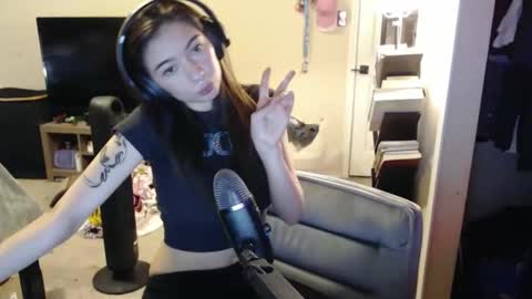 luvrxstarx online show from 01-16-26, 03:32