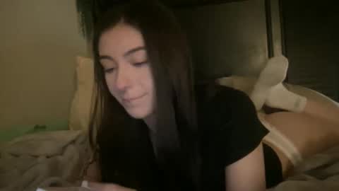 Snapshot of luvrxstarx chatting on 02-10-26, 02:26 luvrxstarx online show from 02-10-26, 02:26