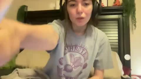 Snapshot of luvrxstarx chatting on 02-13-26, 03:24 luvrxstarx online show from 02-13-26, 03:24