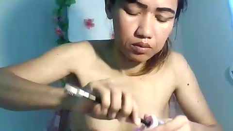 Bee Bee online show from 11-05-25, 02:11