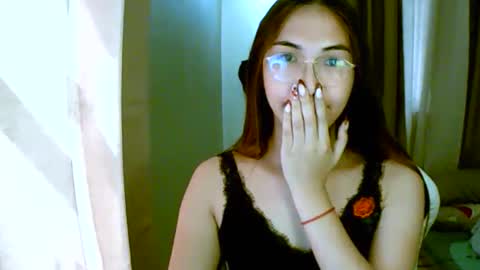 Snapshot of luvv_soleil chatting on 03-14-26, 02:06 Sol online show from 03-14-26, 02:06