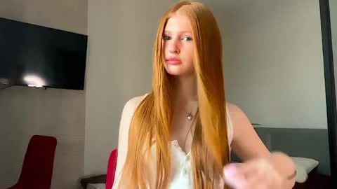 lux_angel online show from 05-28-26, 12:19