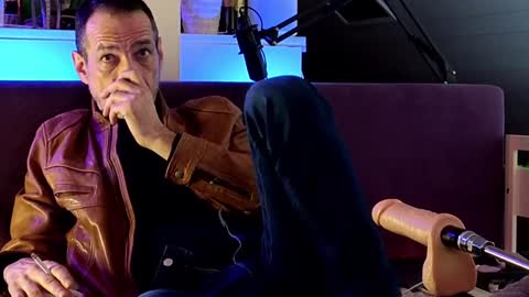 Im a   -  CAMGUY YOU  LIKE to FUCK online show from 12-21-24, 09:25