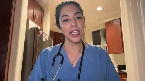 luxcher22 online show from 02-05-25, 03:13