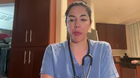 luxcher22 online show from 02-11-25, 03:08