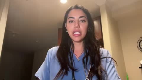 luxcher22 online show from 02-19-25, 03:17