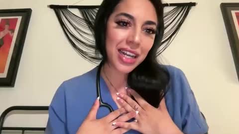 luxcher22 online show from 04-08-26, 04:01