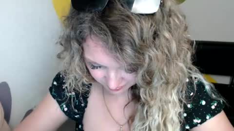 Donna online show from 06-21-26, 10:12