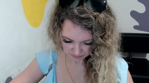 Donna online show from 06-28-26, 03:40