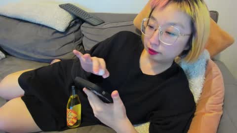 Snapshot of luxgray chatting on 01-01-25, 01:04 LuxGray online show from 01-01-25, 01:04