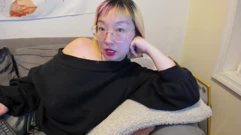 Snapshot of luxgray chatting on 01-18-25, 03:09 LuxGray online show from 01-18-25, 03:09