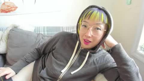 LuxGray online show from 02-16-26, 08:05