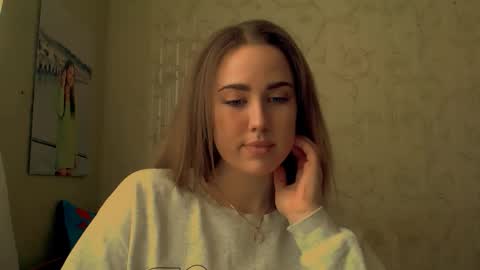 Katie online show from 04-07-26, 01:11