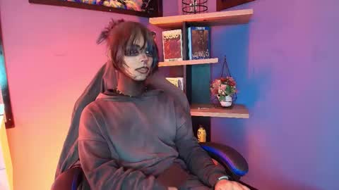 Luxiel 3 online show from 02-26-26, 09:25