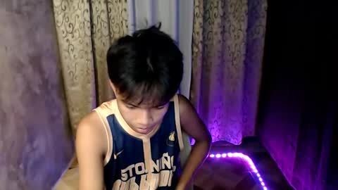 luxirfy online show from 12-15-25, 05:06