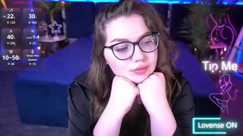 luxsopphia_ online show from 09-17-25, 12:40