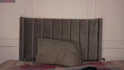 Snapshot of luxuryheaven chatting on 02-25-26, 08:07 Tommy and Polly online show from 02-25-26, 08:07