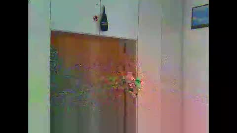 Snapshot of luxx72boy chatting on 02-08-26, 07:12 luxx72boy online show from 02-08-26, 07:12