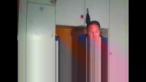 Snapshot of luxx72boy chatting on 02-28-26, 09:21 luxx72boy online show from 02-28-26, 09:21