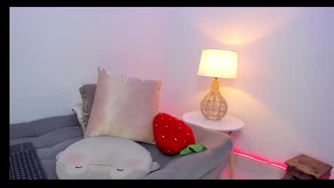 Luz Gomez online show from 02-19-25, 01:08