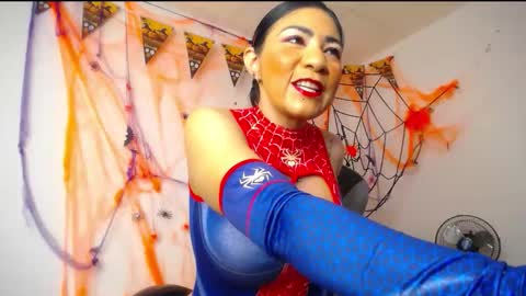 Snapshot of luzcastillo07 chatting on 10-30-25, 05:31 luzcastillo07 online show from 10-30-25, 05:31