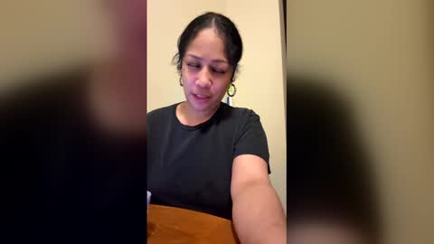 luzy3435 online show from 02-12-26, 11:55