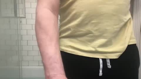 lvguynextdoor440656 online show from 03-05-26, 02:07