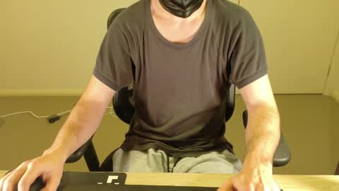 Snapshot of lxgxnd99 chatting on 05-23-26, 01:48 lxgxnd99 online show from 05-23-26, 01:48