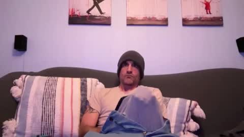 lxplaya81 online show from 10-31-25, 04:02