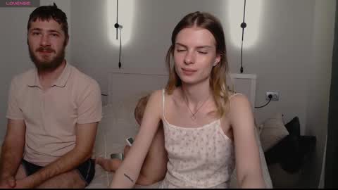 Snapshot of ly_lydia chatting on 03-04-25, 02:27 ly lydia online show from 03-04-25, 02:27